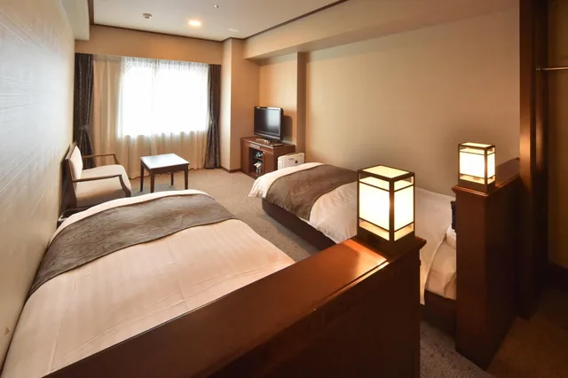 Room, Twin Beds, Dormy Inn Premium Otaru 4/9