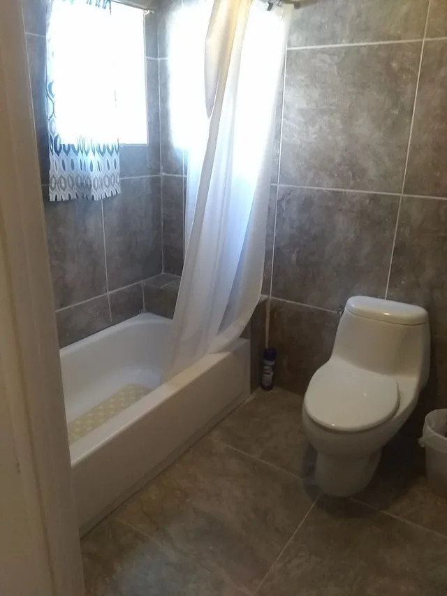 غرفة قياسية بسريرين مزدوجين، Gipson Inn Motel 3/3