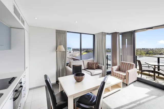 شقة تنفيذية بسريرين كينج بغرفتي نوم، Oaks Adelaide Horizons Suites 5/9