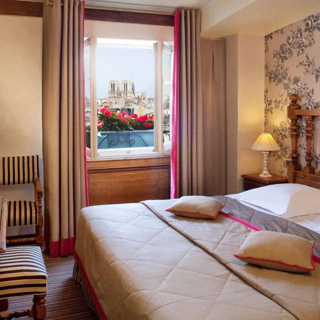 غرفة قياسية بسريرين منفصلين، Hotel Left Bank Saint Germain 1/9
