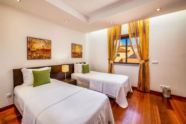 2 Bedrooms, Duplex, Apartment, 1 Double and 4 Single Beds، Baia da Luz Resort 1/3
