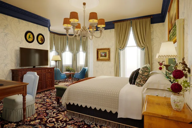 جناح بسرير كينج بإطلالة على المرسى، Marine Troon Hotel 4/6