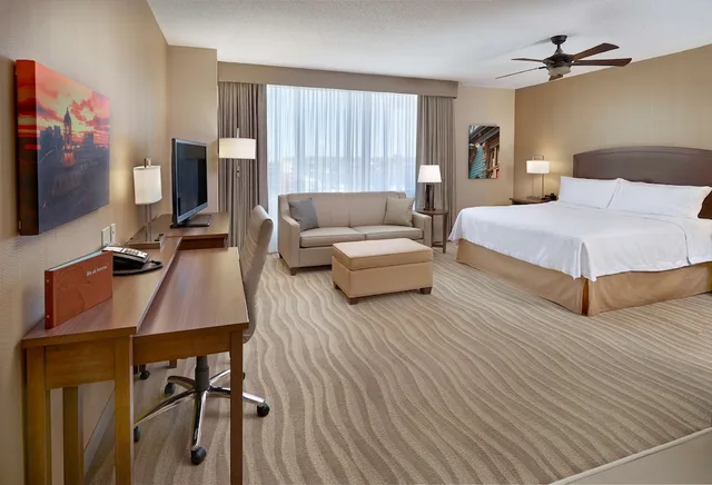 استوديو بسرير كينج بإطلالة على المرفأ، Homewood Suites By Hilton Halifax-Downtown 3/7