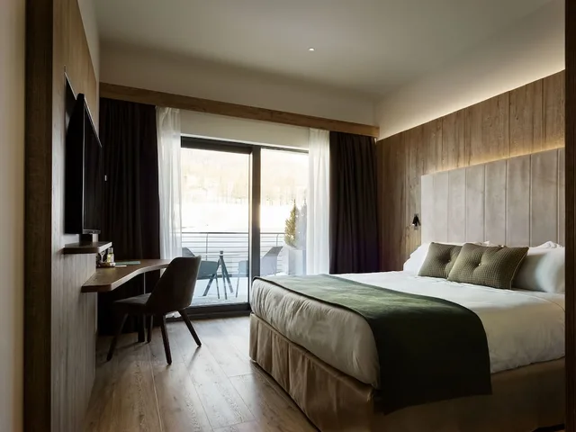 جناح بسرير كينج مع أريكة، VRetreats Cervino The Alps 1/2