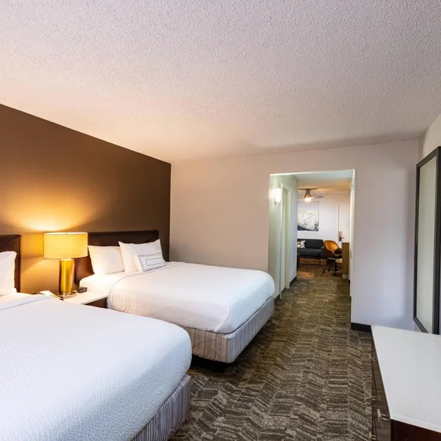 Suite, Queen Bed, Sofa, Bathtub, Accessible, Springhill Suites Houston Medical Center Nrg Park 1/8