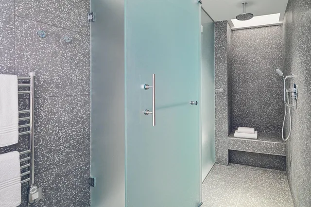 جناح تنفيذي بسرير مزدوج، Malta Marriott Hotel And Spa 6/6