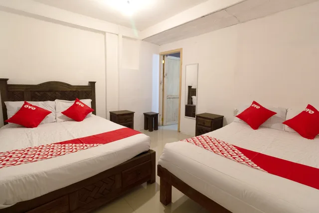 غرفة قياسية بسريرين، OYO Hotel Punta Guadalupe, San Cristobal de las Casas 4/6