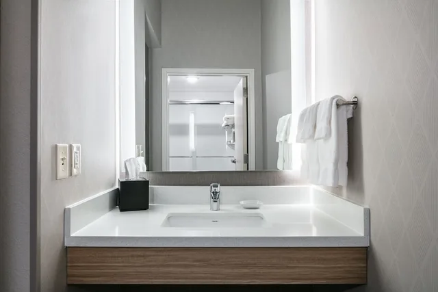 جناح بسريرين كوين مع سرير سحّاب إضافي، Springhill Suites Cheyenne 4/6