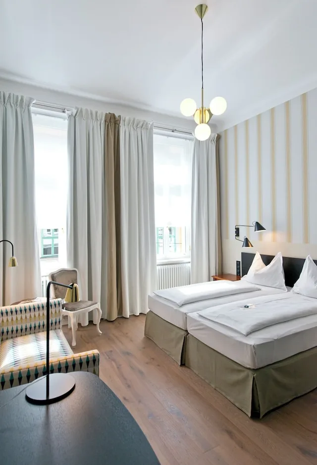 Salon, Deluxe, Twin Beds، Hotel Beethoven Wein Formerly Bw Hotel Beethoven 3/10
