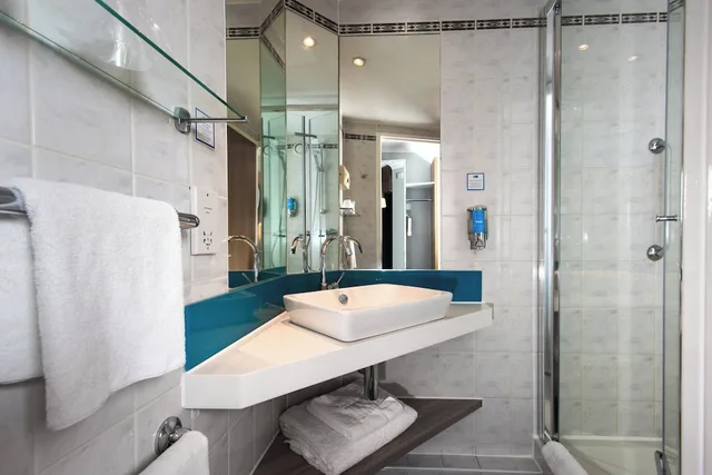 غرفة قياسية بسرير مزدوج مع أريكة، Holiday Inn Express London - Greenwich by IHG 3/3