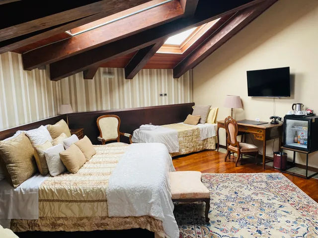 غرفة ديلوكس رباعية، HOTEL DEI PITTORI 2/3