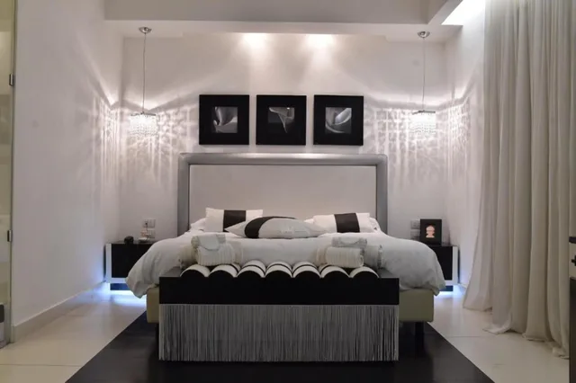 جناح استوديو ملكي بسرير كوين، Hotel Royal Paestum 1/2