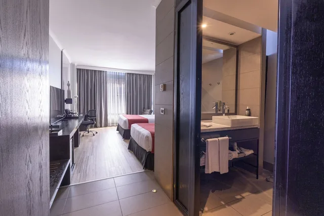 غرفة بسريرين مزدوجين، Wyndham Santiago Pettra 8/10