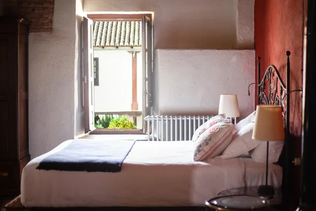 جناح بسرير كوين، Hotel Cortijo del Marques 2/6