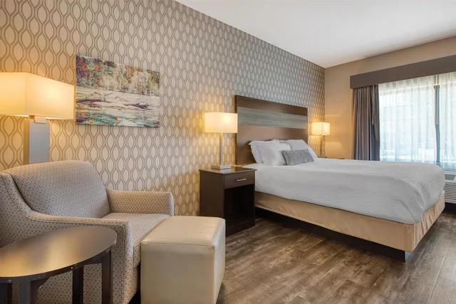 غرفة قياسية بسرير كينج، Best Western Plus Saint Peter 5/10