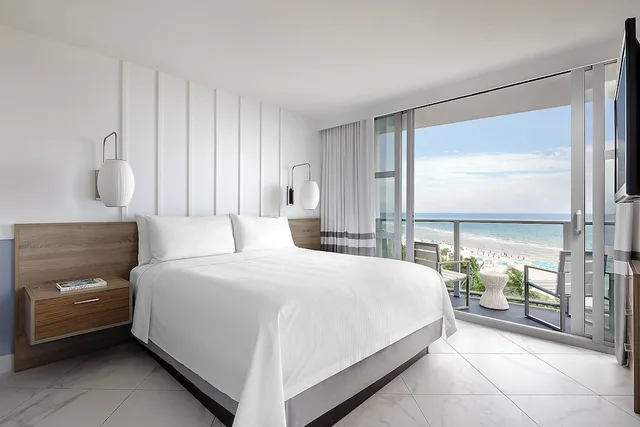 1 Bedroom, Premium, Suite, King Bed, Ocean Front, Sofa, Cadillac Hotel & Beach Club, Autograph Collection 1/4