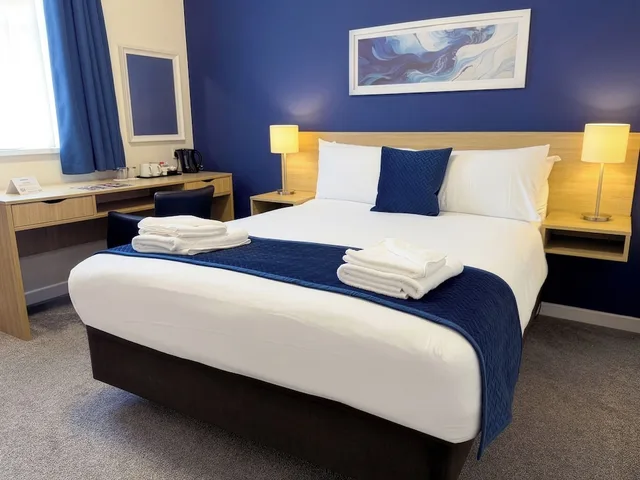 غرفة بسرير مزدوج، Esplanade Hotel 1/8