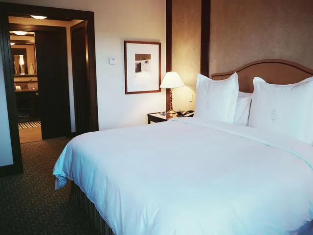 جناح تنفيذي بسرير كينج، Four Seasons Resort Whistler 1/1