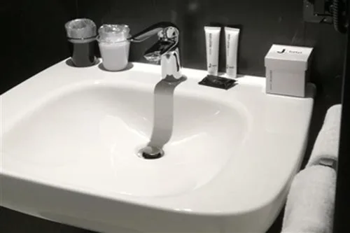 غرفة تنفيذية بسرير مزدوج أو سريرين منفصلين، J Hotel 1/1