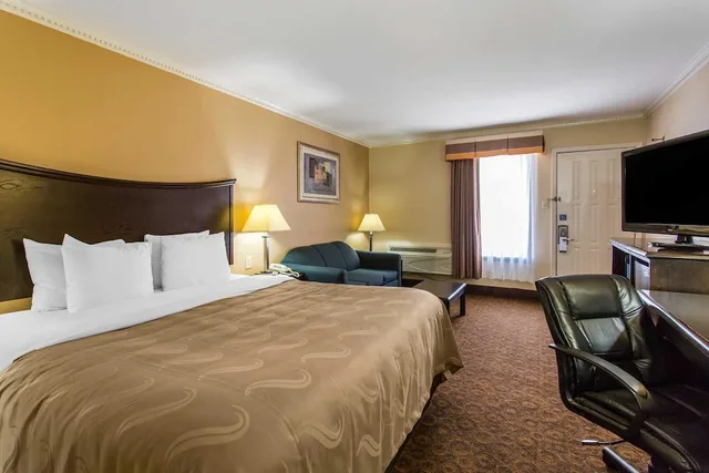 غرفة قياسية بسرير كينج، Quality Inn Ozona I-10 1/7