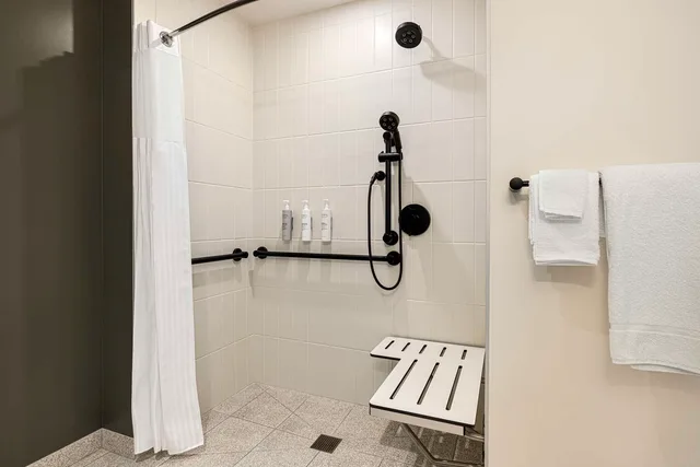 غرفة بسريرين كوين لذوي الإعاقة، Spark by Hilton Las Vegas Airport 4/4