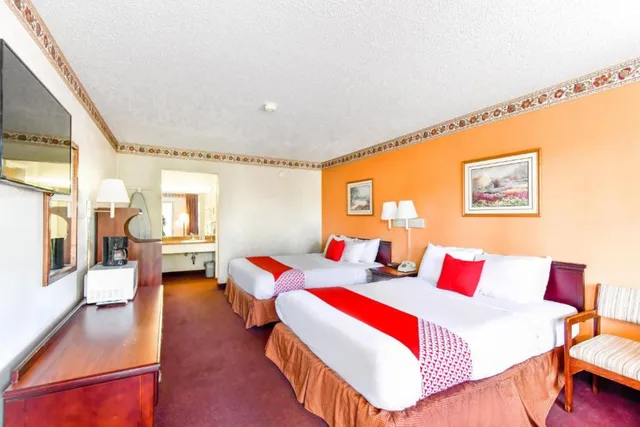 غرفة بريميوم بسرير مزدوج، Oyo Hotel Tyler Lindale 2/6
