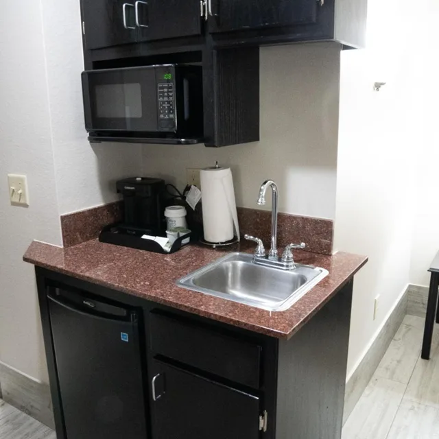 غرفة بسريرين لذوي الإعاقة، Holiday Inn Express Hotel And Suites Weatherford 6/6