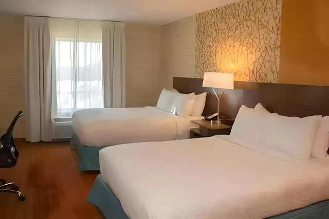 غرفة بسريرين كوين، Comfort Inn & Suites Watervliet 1/1