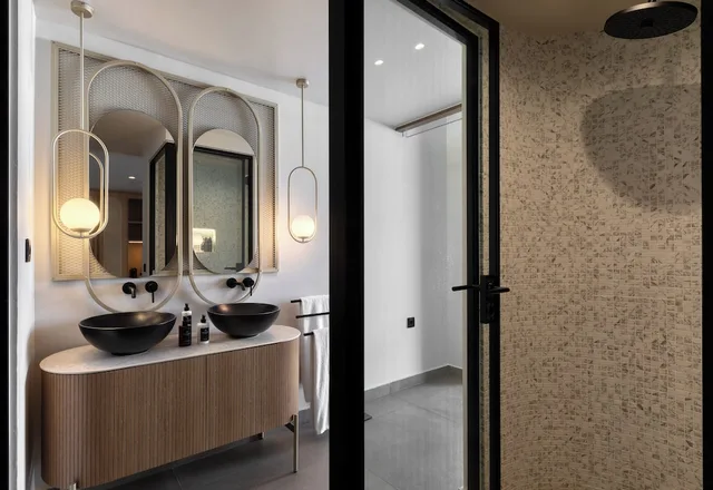 Gold, Pool, Maisonette, Suite, Single, King Bed, Sea View، Castelo Boutique Suites by the sea 2/2