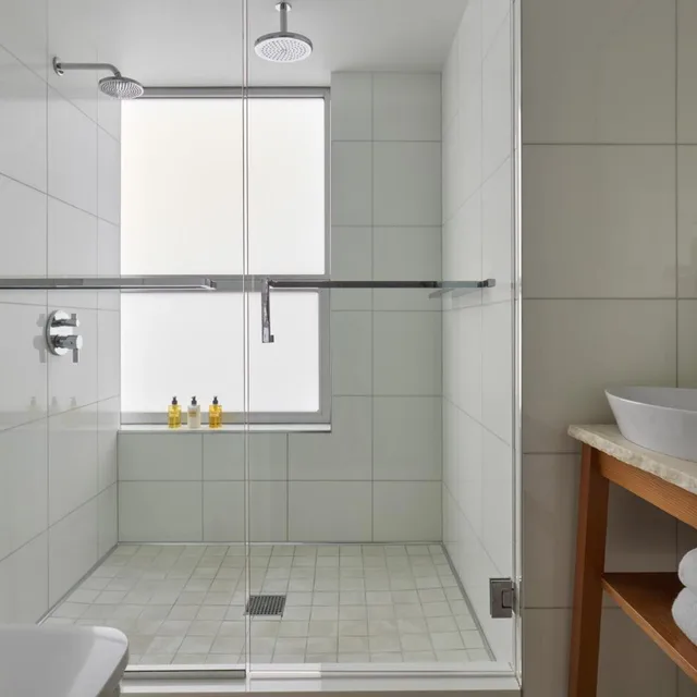 Deluxe, Studio, Hotel Park Ave 7/10