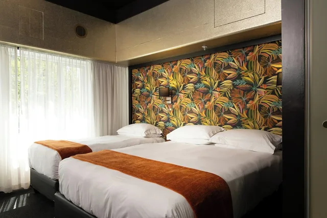 غرفة عائلية بسرير كوين وسرير فردي، Signature Lux Hotel By Onomo Foreshore 2/10