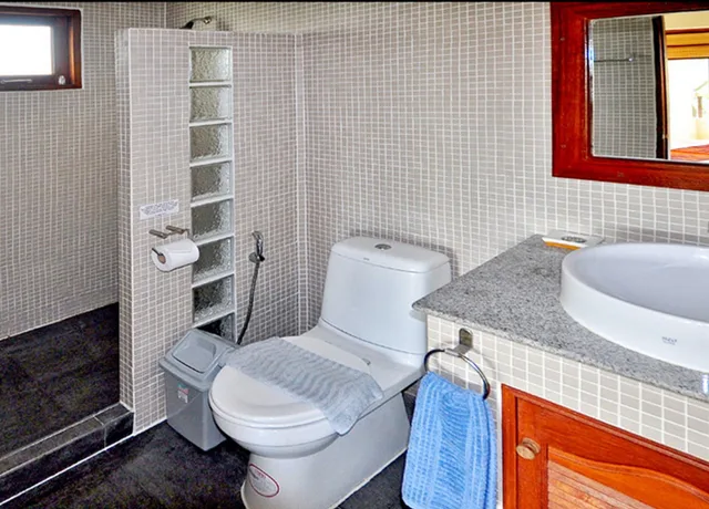 2 Bedrooms, Type B, Town House, 2 King Beds, Temple Gardens 4/5