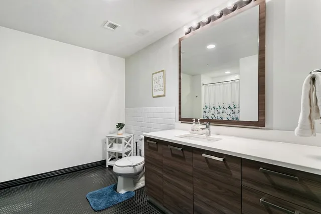 3 Bedrooms, Signature, Apartment, 1 King and 2 Queen Beds, City View, Executive Level، Luxury Downtown Dallas Stay by Amyfinehouse 8/10
