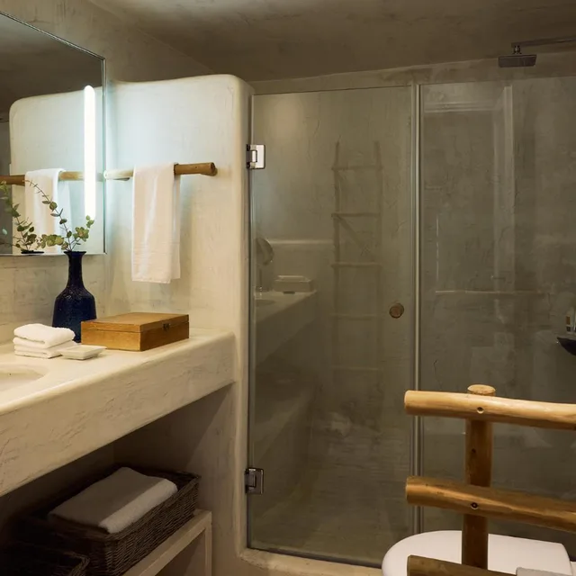 Caldera, Suite, Sea View, Outdoor Jetted Tub، Iconic Santorini 9/10
