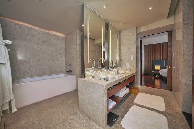 Andaz, Suite, King Bed، Andaz Xintiandi Shanghai - A Concept By Hyatt 5/6
