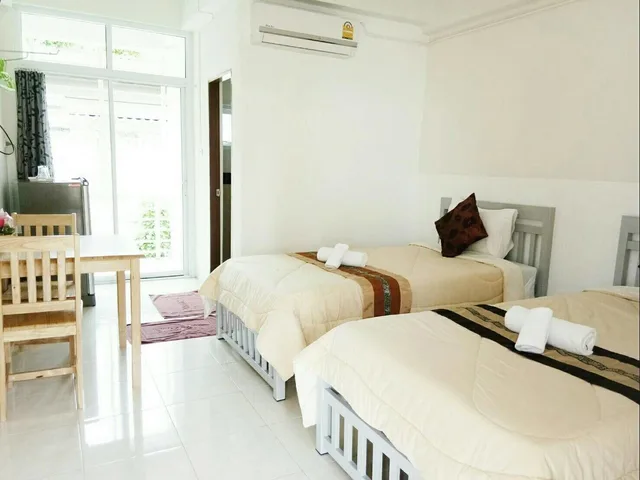 غرفة قياسية بسريرين منفصلين، Rueangrat Hotel 4/9
