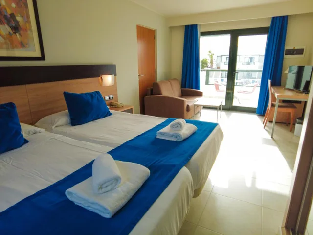 غرفة قياسية بسرير مزدوج، Hotel Pocillos Playa 2/10