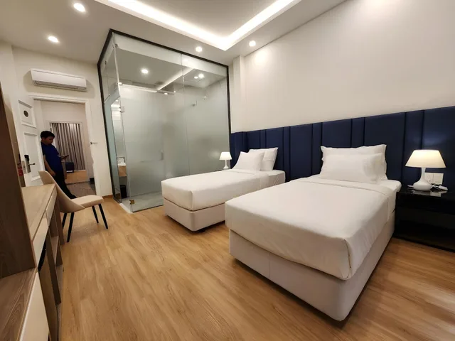 Standard, Single, 2 Double Beds، Ruby Hotel Ben Thanh 1/1
