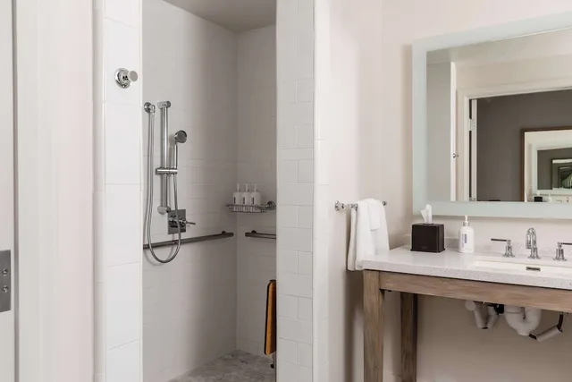 غرفة بسريرين كوين لذوي الإعاقة، Andaz Scottsdale Resort And Bungalows 7/10