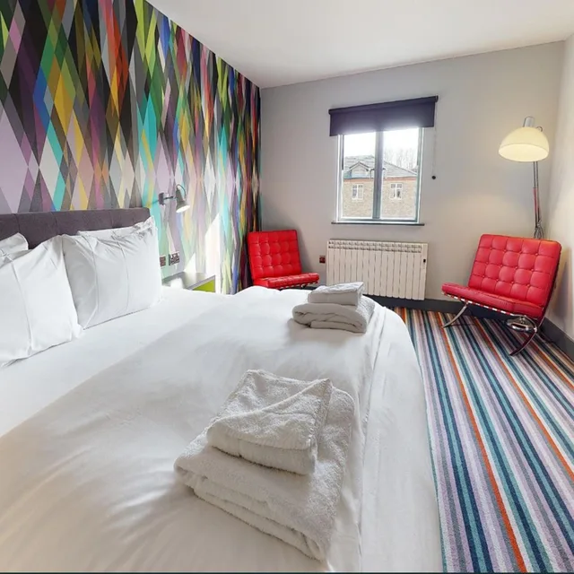 غرفة كلوب، Village Hotel - Maidstone 1/7
