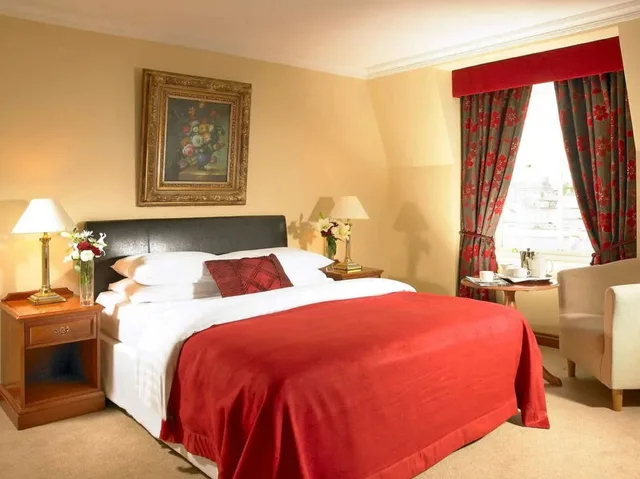 غرفة كلاسيكية بسرير كينج، BRIDGE HOUSE HOTEL, LEISURE CLUB & SPA 2/4