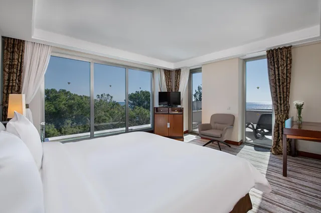 جناح بسرير كينج بجاكوزي، Rixos Sungate Hotel 2/9