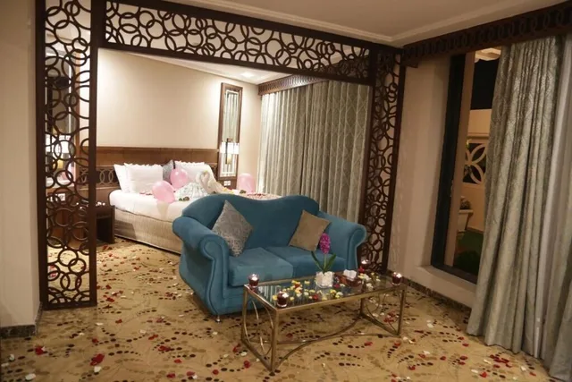 استوديو بسرير كوين، فيوليت(Violet Al Azizia Hotel) 5/9