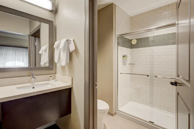 جناح استوديو بسرير كوين، Staybridge Suites BALTIMORE INNER HARBOR 3/7
