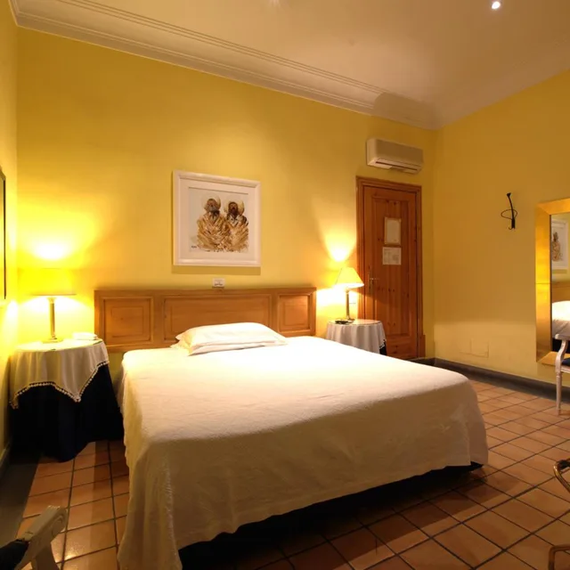 Room, Double or Twin Bed, Hotel Locanda Cairoli 6/10
