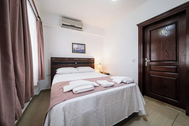 غرفة قياسية بسرير مزدوج، Albatros Hotel 3/3