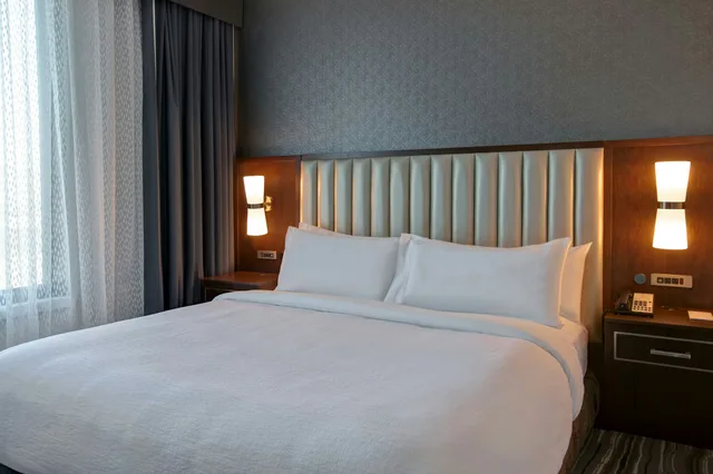 3 Rooms, Suite, 2 King Beds، Embassy Suites Hotel Syracuse 2/4