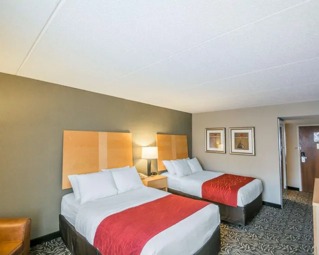 غرفة بسريرين مزدوجين، Comfort Inn Fairgrounds 3/3