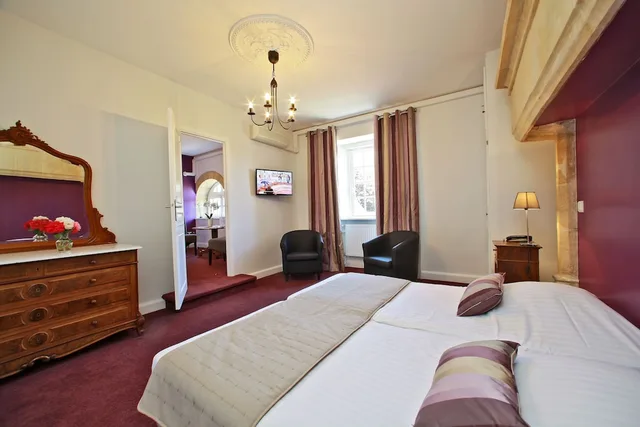 غرفة بريميوم بسريرين منفصلين مع أريكة، Hotel La Hoirie 1/1