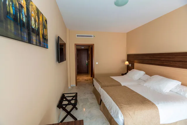 غرفة بسريرين منفصلين بشرفة، Hotel Finca Los Abetos 2/10